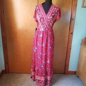NEW R. Vivimos boho maxi dress Wrap Border Print V-neck Belt